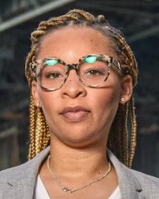 Photo of Toshi Francis, Clinical Social Work/Therapist, LCSW