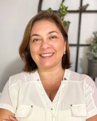 Photo of Claudia Schuttel, Pre-Licensed Professional