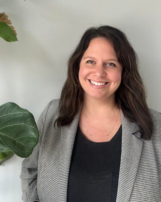 Photo of Allison Gale, Clinical Social Work/Therapist