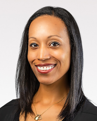 Photo of Shenae Brown, Marriage & Family Therapist in Oakland, CA