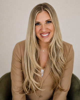 Photo of Katie Lingle, Clinical Social Work/Therapist, LCSW