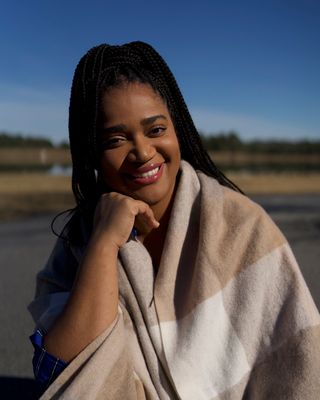 Photo of Shari Benjamin, Clinical Social Work/Therapist, LCSW, LICSW