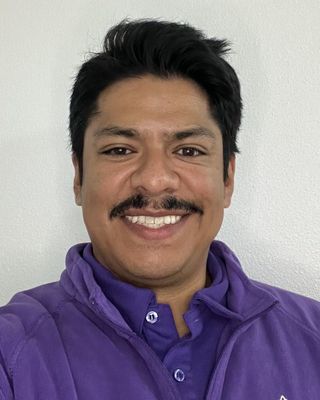 Photo of Isaac Salas, Marriage & Family Therapist, LMFT