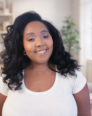 Photo of Laroneje Parker, Counselor, LCPC