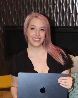 Photo of Julianna Francisco, Clinical Social Work/Therapist, MSW, LCSW