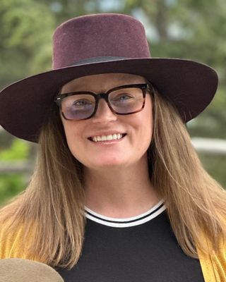 Photo of Laura Steel, Registered Provisional Psychologist, PPsych, CCC