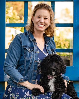 Photo of Shannon Dickerson, Marriage & Family Therapist, LMFT