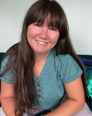 Photo of Linda Stilling, Marriage & Family Therapist, MS, LMFT