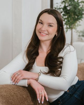 Photo of Anne Keen - Anne Keen | Complex Trauma & Attachment Therapy, Registered Mental Health Counselor Intern, MA, RMHCI