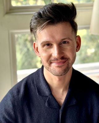 Photo of Garett Weinstein - Expansive Therapy, Counselor in Oakland, CA