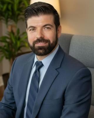 Photo of Leonardo Garcia, Marriage & Family Therapist, LMFT