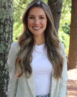 Photo of Julie Brown, Pre-Licensed Professional