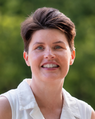 Photo of sarah clowes Barron, Psychotherapist, MUKCP