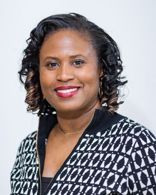 Photo of Dr. Amber Davis, Clinical Social Work/Therapist, PhD, LCSW