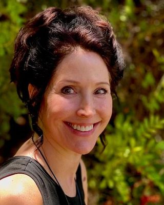 Photo of Elizabeth Erickson, Clinical Social Work/Therapist, LCSW