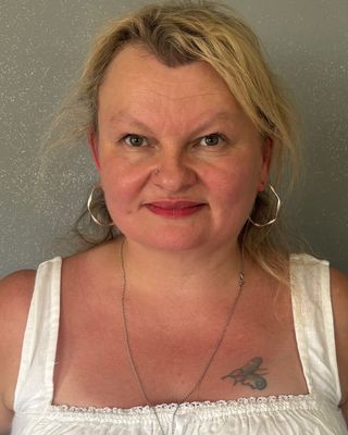 Photo of Helen Shaw, Counsellor, MNCPS Acc.