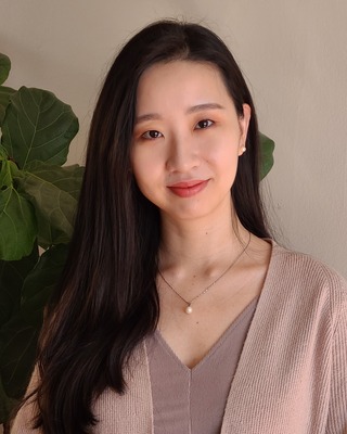 Photo of Relationship Therapist Yinling Sun, Marriage & Family Therapist in South Pasadena, CA