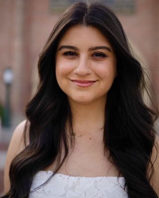 Photo of Yara Mawad, Associate Marriage & Family Therapist, MS, AMFT