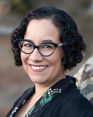 Photo of Christina Cacho Sakai, Marriage & Family Therapist, MA, LMFT, SEP