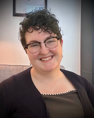 Photo of Kat Leighton, Clinical Social Work/Therapist, LISW-CP