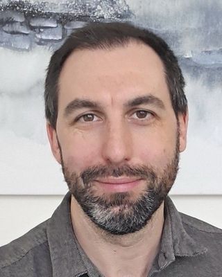 Photo of Lee Ferchoff, Registered Psychotherapist (Qualifying)