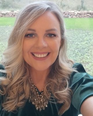 Photo of Michelle Surdival, Psychotherapist, MIACP