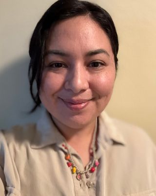 Photo of Rosamaria Sosa, Pre-Licensed Professional, MA, APCC, #20649