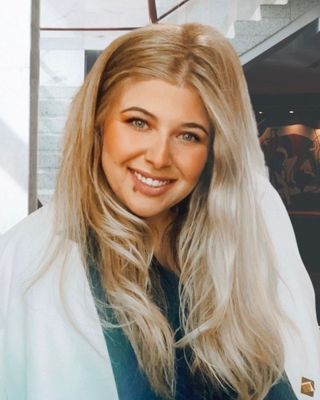 Photo of Sarah Sherwood, Pre-Licensed Professional, LMSW