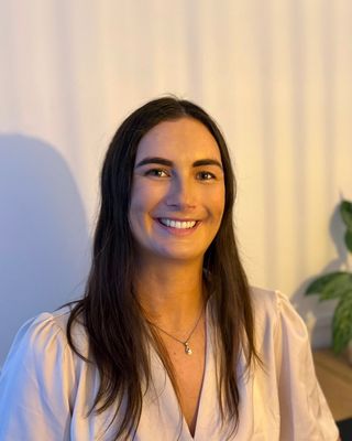 Photo of Brittany McInerney - Clinically Speaking, Psychologist, MPsych, PsyBA - Clin. Psych