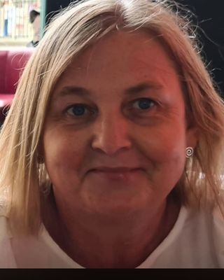 Photo of Elizabeth Bergin, Counsellor, Pre-Accredited Member IACP