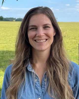 Photo of Stephanie Orr, Psychotherapist, MSc, MBABCP