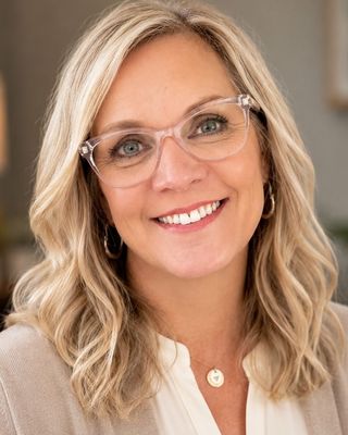 Photo of Kris Bell - Cedar Sage Counseling, Clinical Social Work/Therapist, LCSW
