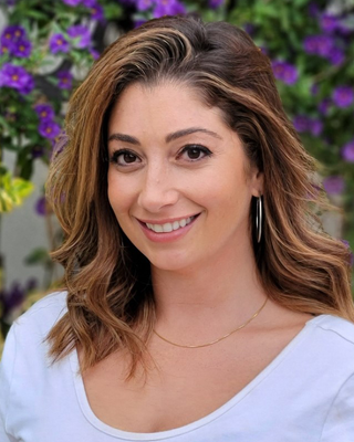 Photo of Noura Chehade, Licensed Professional Clinical Counselor, LPCC