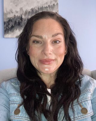 Photo of Alix Kavran, LPC, LCPC