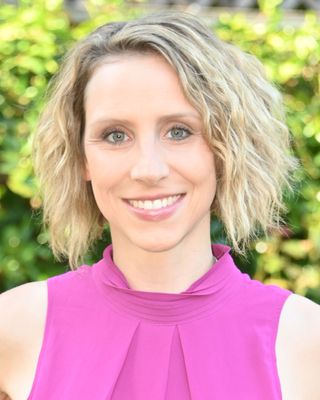 Photo of Helen Vallaeys, Marriage & Family Therapist, MA, LMFT, APCC