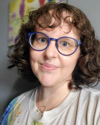 Photo of Stephanie Perry, Registered Counselling Therapist-Candidate, MACP, LCT-C