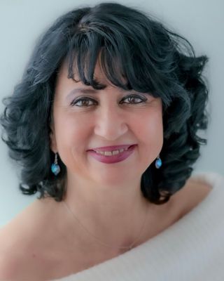 Photo of Shahnaz Jafarzadeh, MEd, MSW, RSW, Registered Social Worker
