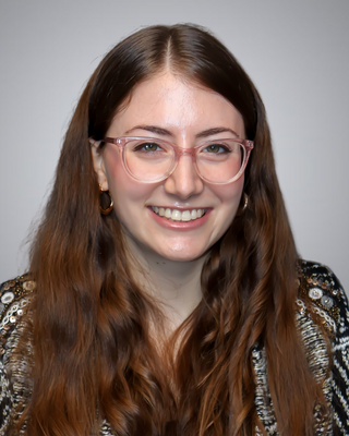 Photo of Shannon Bucciarelli, Psychiatric Nurse Practitioner, MSN, PMHNP, B-C