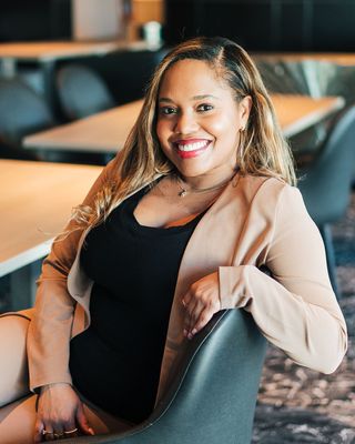 Photo of Geraldyn Luna, Licensed Independent Social Worker, LCSW, LCSW-S