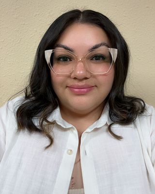 Photo of Virginia Alvizo, Marriage & Family Therapist, LMFT