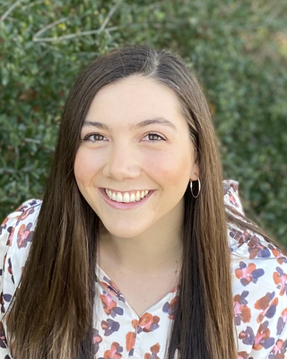 Photo of Julia Lowrey, Marriage & Family Therapist Associate, LMFT-A