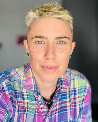 Photo of Kelda Nelson, Art Therapist, LCAT