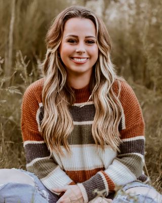 Photo of Jade Hebert, Registered Clinical Social Worker Intern, MSW, RCSWI