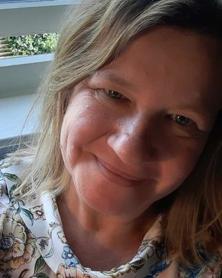 Photo of Samantha Love, Counsellor in Graveley, England