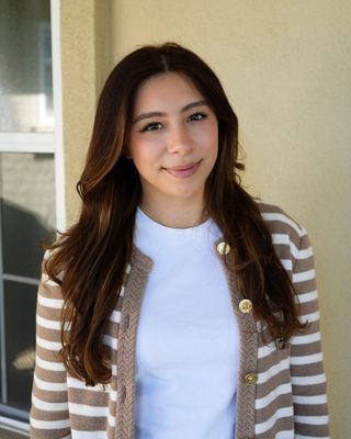 Photo of Estela Martinez, Marriage & Family Therapist Associate, AMFT