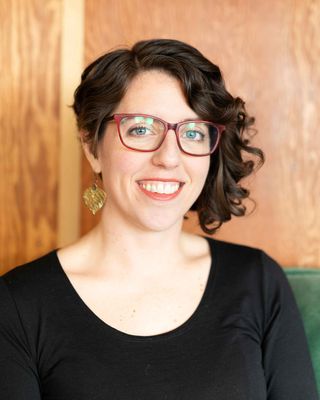 Photo of Lacey Redding, MA