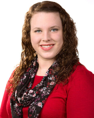 Photo of Ashley Taylor, Licensed Professional Clinical Counselor in Columbus, OH