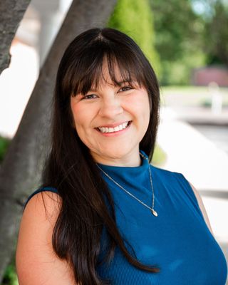 Photo of Edith Del Moral, Marriage & Family Therapist, LMFT
