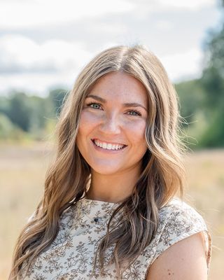 Photo of Ryann Kretschmer, Clinical Social Work/Therapist, LCSW