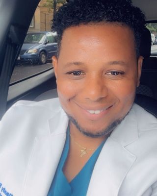 Photo of Claudy Bonne-Annee, Psychiatric Nurse Practitioner, APRN, FNP, PMHNP